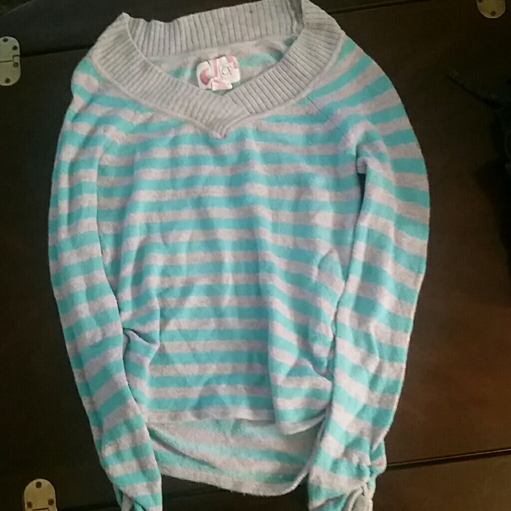 Girls sweater